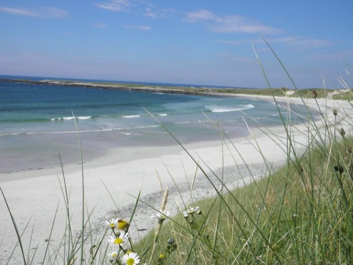 Beach walk, Benbecula